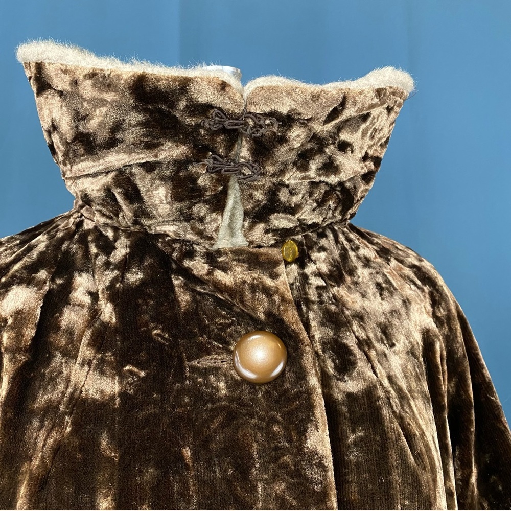 Vintage 60s Crushed Velvet Peacoat - Picture 10 of 12